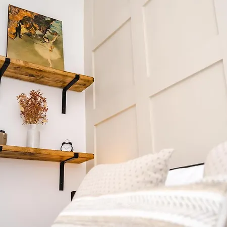 - Bishy Road Abode Ferienhaus