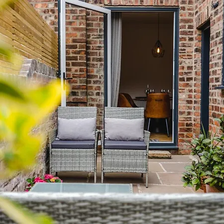 - Bishy Road Abode Ferienhaus *